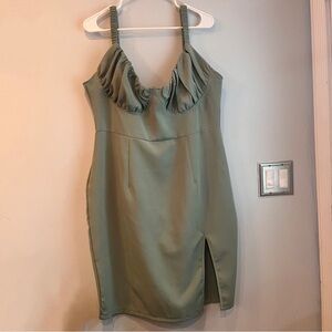 green prettylittlething dress